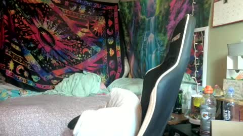 Candi online show from 07-28-26, 07:39