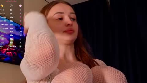 Hey there Im Anna 21 years old online show from 07-10-26, 06:21