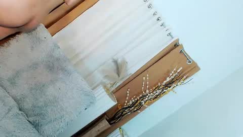 Candy online show from 05-18-26, 07:20