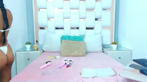 Candy biitch online show from 06-05-26, 01:50