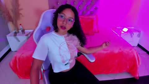 Candy online show from 10-28-25, 07:05