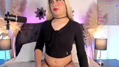 Snapshot of candy_canne__ chatting on 03-11-25, 09:15 CamilaInstagram candy canne Pvt open online show from 03-11-25, 09:15