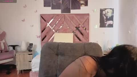 Snapshot of candy_chloe02 chatting on 06-16-26, 06:49 Im ChloeJoin The Fan Club online show from 06-16-26, 06:49
