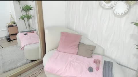 Snapshot of candy_eyes_ chatting on 05-01-26, 04:50 candy eyes online show from 05-01-26, 04:50