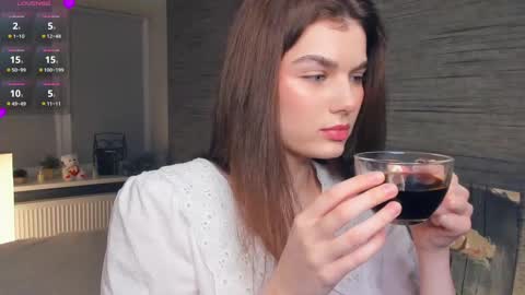 Flora online show from 02-25-25, 07:03