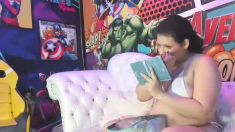 candy online show from 11-22-25, 03:05