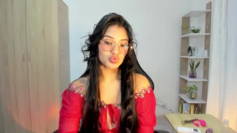 Nickol online show from 11-06-25, 09:37