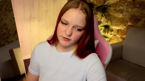 Snapshot of candy_lir chatting on 02-10-26, 09:02 Candy online show from 02-10-26, 09:02