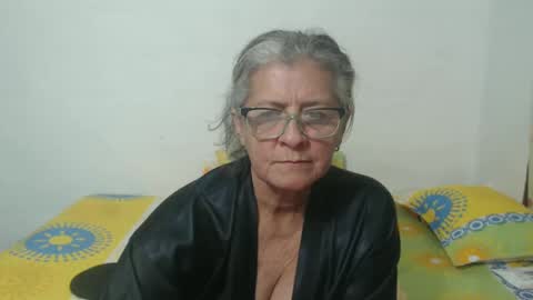 candy online show from 01-18-25, 01:52