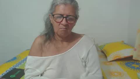 candy online show from 03-09-25, 01:59