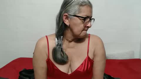 candy online show from 10-20-25, 01:28