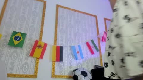 Snapshot of candy_plus chatting on 07-11-26, 07:16 Candy plus online show from 07-11-26, 07:16