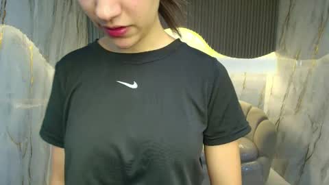Snapshot of candy_sky_r chatting on 05-12-26, 03:25 Candy online show from 05-12-26, 03:25