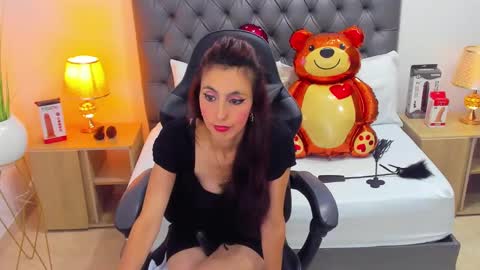 CANDY online show from 02-20-25, 09:42