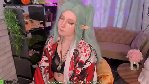 Mary online show from 05-05-26, 01:24