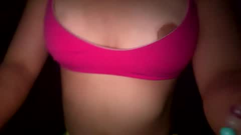 Snapshot of candybb8 chatting on 06-11-26, 04:05 candybb8 online show from 06-11-26, 04:05