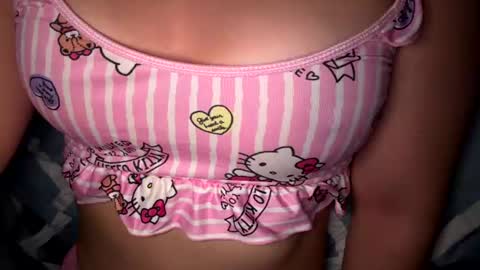 Snapshot of candybb8 chatting on 07-12-26, 06:48 candybb8 online show from 07-12-26, 06:48