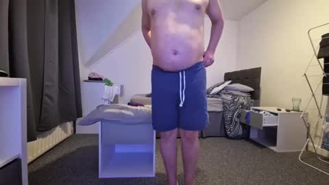 Snapshot of candyboy666 chatting on 12-25-24, 10:59 Candy Boy online show from 12-25-24, 10:59