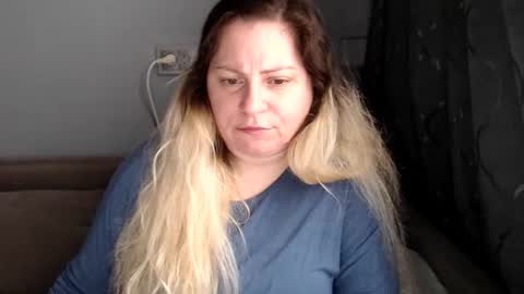 Laura online show from 04-07-26, 06:47