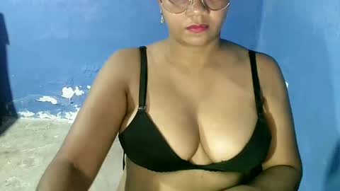 candyflowerlub online show from 01-15-25, 09:20