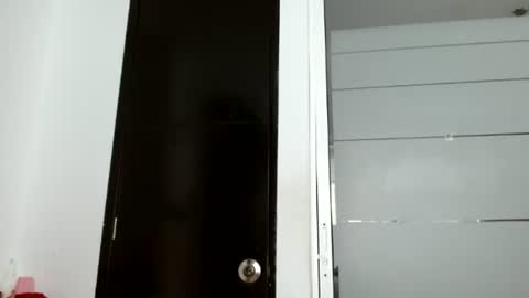 Snapshot of candygirlsweett chatting on 02-22-25, 04:51 CandySweetGril online show from 02-22-25, 04:51