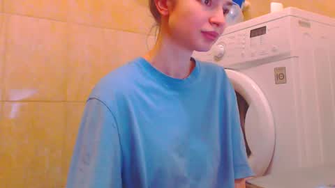 Snapshot of candyjesx chatting on 01-14-25, 12:03 CANDYJESx online show from 01-14-25, 12:03
