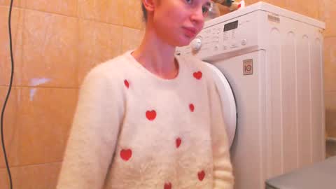 Snapshot of candyjesx chatting on 02-11-25, 01:41 CANDYJESx online show from 02-11-25, 01:41