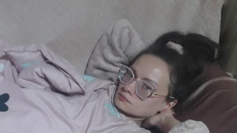 say meow and send tip  online show from 04-02-26, 10:51