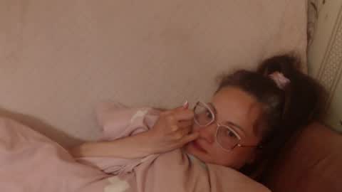 Snapshot of candylady136 chatting on 05-10-26, 12:54 say meow and send tip online show from 05-10-26, 12:54