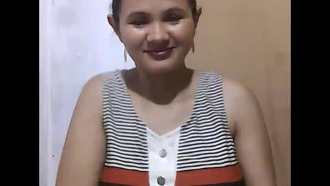 Snapshot of candylovesex2300 chatting on 12-23-24, 06:27 candylovesex2300 online show from 12-23-24, 06:27