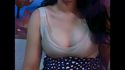 Snapshot of candylovesex2300 chatting on 01-03-25, 01:36 candylovesex2300 online show from 01-03-25, 01:36