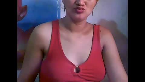 Snapshot of candylovesex2300 chatting on 01-19-25, 06:31 candylovesex2300 online show from 01-19-25, 06:31