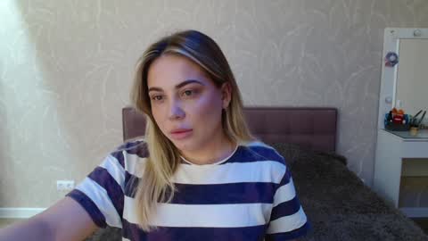 Snapshot of candymini chatting on 03-11-25, 07:48 candymini online show from 03-11-25, 07:48