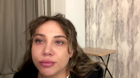 Snapshot of candymini chatting on 11-11-25, 02:17 candymini online show from 11-11-25, 02:17