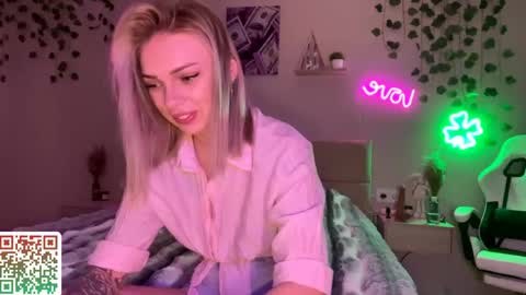Snapshot of candyrass chatting on 05-14-26, 08:10 Candy online show from 05-14-26, 08:10