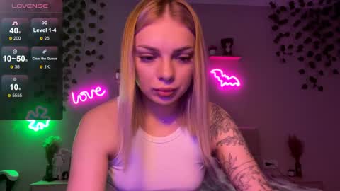 Snapshot of candyrass chatting on 05-24-26, 09:58 Candy online show from 05-24-26, 09:58