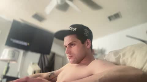 Snapshot of canekohl chatting on 01-01-25, 07:52 ColeKaine online show from 01-01-25, 07:52