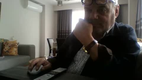 cankoksal1 online show from 11-05-25, 07:52