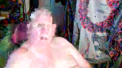 canoelicker69 online show from 05-10-26, 06:46