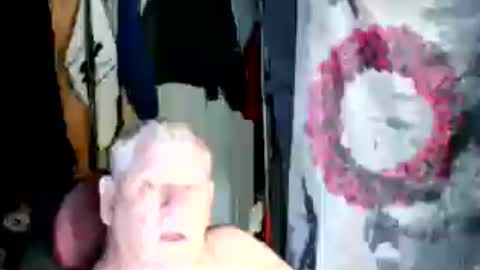 Snapshot of canoelicker69 chatting on 07-06-26, 07:27 canoelicker69 online show from 07-06-26, 07:27