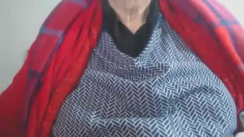 Cinzia  ex regina  online show from 01-18-26, 04:00