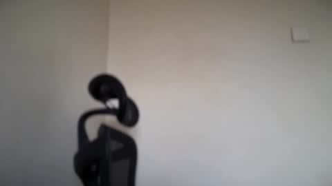 Emma online show from 10-28-25, 05:55