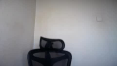 Emma online show from 05-28-26, 03:26