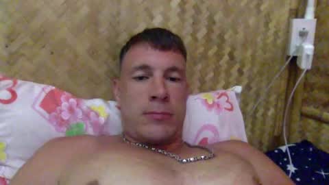 Snapshot of capt_oliver chatting on 01-26-25, 06:06 follow my twitter  online show from 01-26-25, 06:06