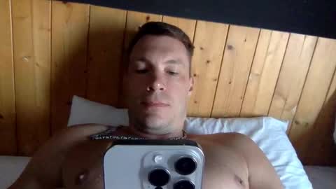 Snapshot of capt_oliver chatting on 02-09-25, 04:04 follow my twitter  online show from 02-09-25, 04:04