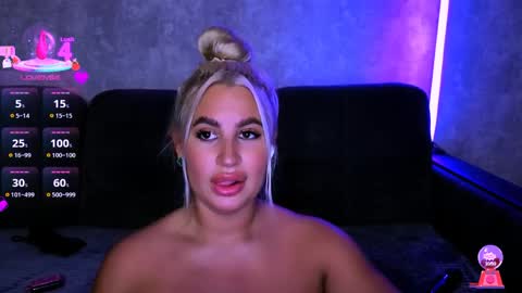 Snapshot of cara__harris chatting on 05-22-26, 09:20 . . online show from 05-22-26, 09:20