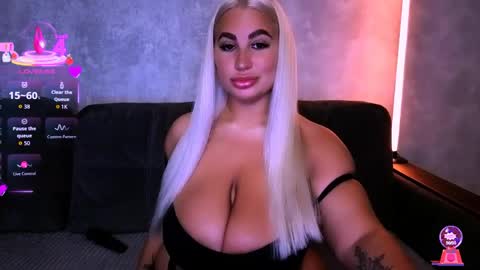 Snapshot of cara__harris chatting on 06-04-26, 11:16 . . online show from 06-04-26, 11:16