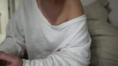 Snapshot of carabou11 chatting on 02-15-26, 06:59 Cara Bou online show from 02-15-26, 06:59