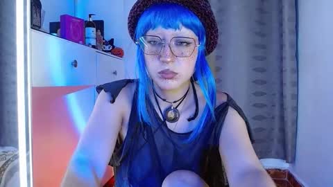 Amy online show from 11-19-25, 01:16