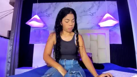 Snapshot of caraiosh_ chatting on 02-25-26, 12:04 Cara online show from 02-25-26, 12:04